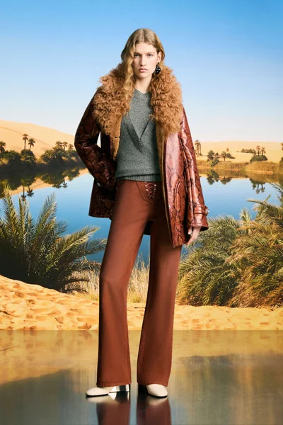 Look 8
